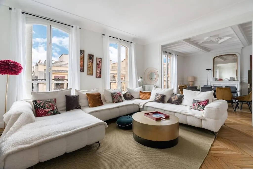 Apartment Haussmannien De Grand Luxe